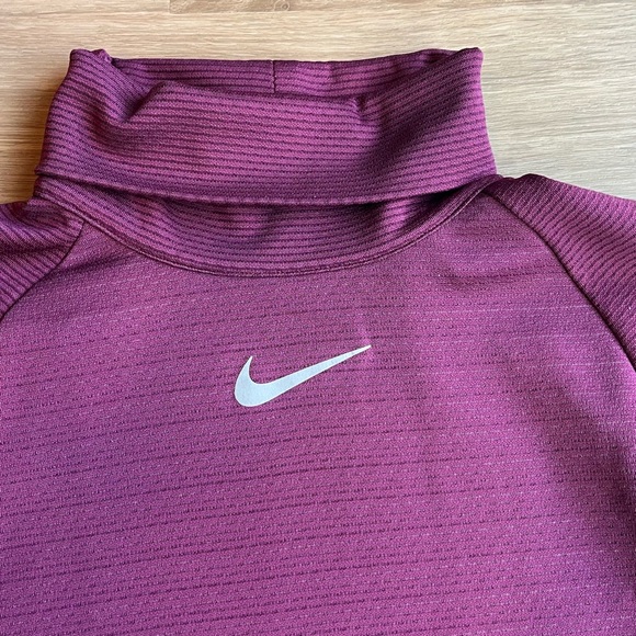 Nike Aeroreact L/S Athletic Turtleneck Pullover, Maroon with Thumb Holes XS - Picture 7 of 14